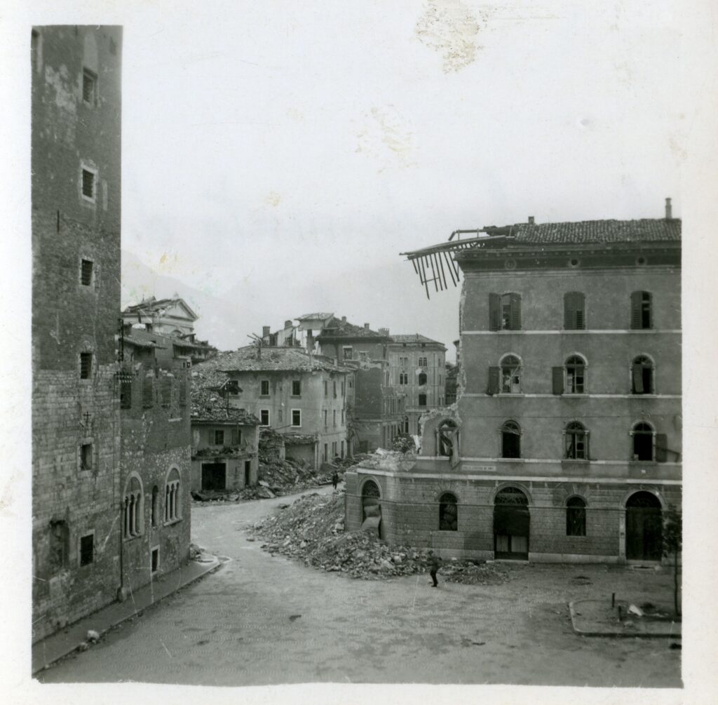 In ricordo dell’81° anniversario del bombardamento di Trento