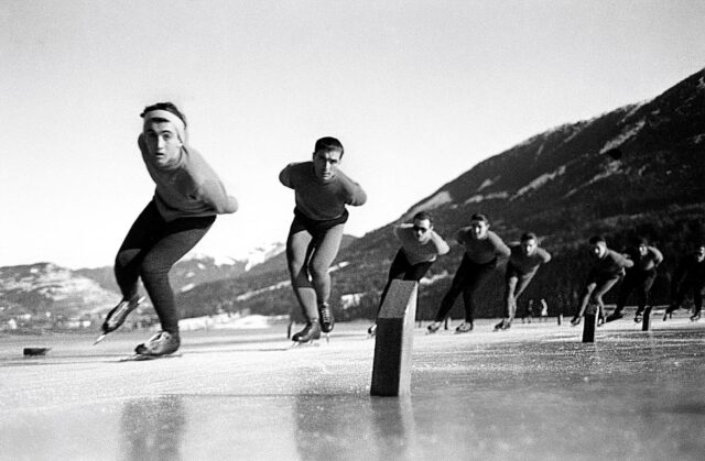 fratelli-pedrotti-pattinatori-sul-lago-della-serraia-1935-50