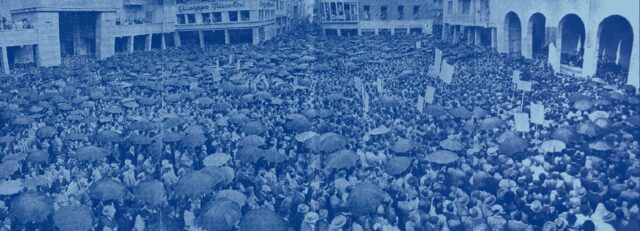 Piazza Italia, Trento, 12 maggio 1946. Manifestazione della DC in vista della votazione del 2 giugno